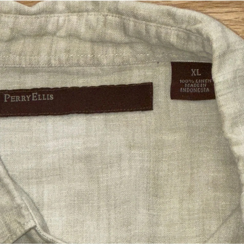Perry Ellis Gray Casual Button‎ Down Shirt